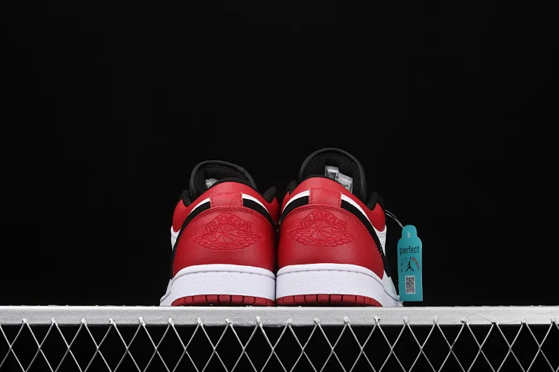 All Categories Air Jordan Jordan Series Basketball Shoes Air Jordan 1 Low New Version Air Jordan 1 Low AJ1 Joe 1 Low Top Leather Black Toe 553558-116